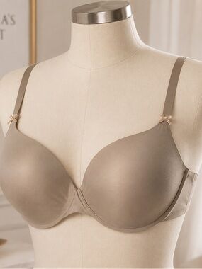 Victoria’s Secret Body By Victoria Lined Demi Double Bra 38D Nude Beige